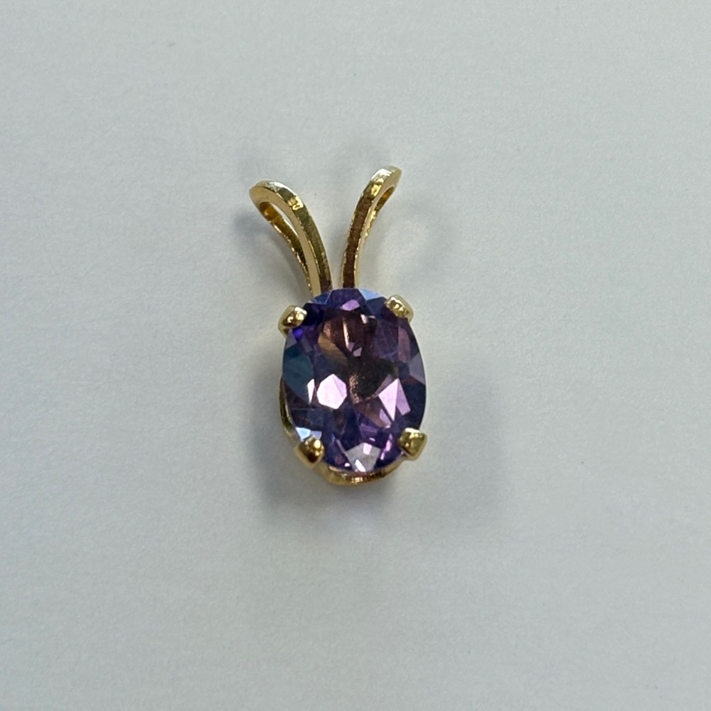 14KT GF Amythest Oval Gold Tone Pendant